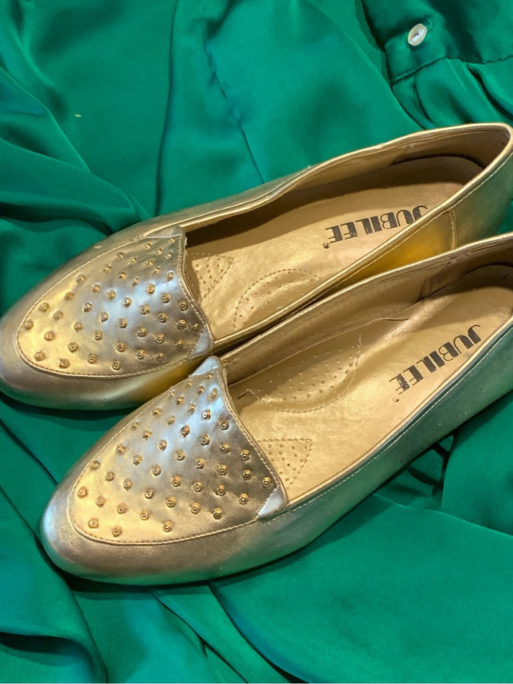 Vintage 1980s Jubilee Gold Studded Slippers women’s 7.5 new old stock no box